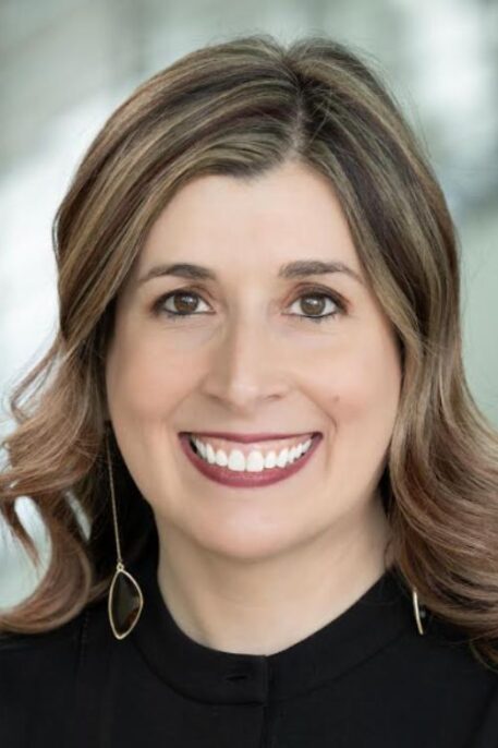 Leigh Anne Clary headshot